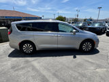 Used 2021 Chrysler Pacifica Touring-L image 6