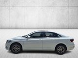 Used 2019 Volkswagen Jetta SE image 2