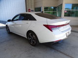 Used 2021 Hyundai Elantra SEL w/ Convenience + Premium Package image 4