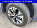 Used 2023 Nissan Rogue SV image 2
