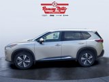 Used 2021 Nissan Rogue SL image 2
