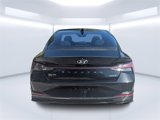 Used 2021 Hyundai Elantra Limited image 4