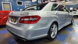 Used 2011 Mercedes-Benz E 550 4MATIC Sedan image 3