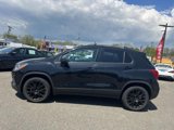 Used 2022 Chevrolet Trax LT w/ Midnight Edition image 4