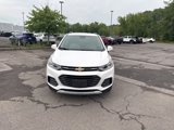 Used 2022 Chevrolet Trax LT w/ LT Convenience Package image 2