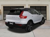 Certified 2022 Volvo XC40 T5 R-Design w/ Advanced Package image 4
