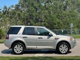 Used 2011 Land Rover LR2 HSE image 4