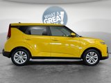 Used 2020 Kia Soul LX image 2