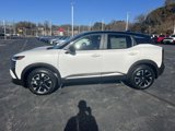 New 2025 Nissan Kicks SV w/ Charging Package image 4