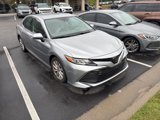 Used 2019 Toyota Camry L image 4