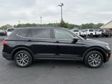Used 2019 Volkswagen Tiguan SE w/ Panoramic Sunroof Package image 2