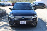 Used 2023 Volkswagen Tiguan SE image 2