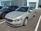 Used 2017 Volvo V60 T5 Premier w/ Convenience Package image 2