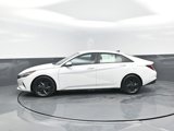 Used 2022 Hyundai Elantra SEL w/ Cargo Package image 4