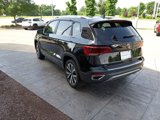 Used 2022 Volkswagen Taos SE image 5