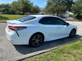 Used 2018 Toyota Camry SE image 5