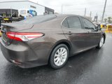 Used 2019 Toyota Camry LE image 5