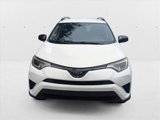 Used 2018 Toyota RAV4 LE image 2
