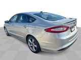 Used 2016 Ford Fusion SE image 6