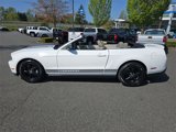 Used 2010 Ford Mustang Convertible image 3