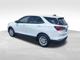 Used 2022 Chevrolet Equinox LS w/ LS Convenience Package image 4