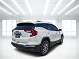 Used 2022 GMC Terrain SLT w/ Infotainment Package II image 4