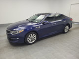 Used 2017 Kia Optima EX w/ Premium Package image 2