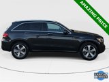 Used 2022 Mercedes-Benz GLC 300 4MATIC image 2