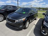 Used 2017 Kia Sedona LX w/ LX Essentials Premium Package image 2