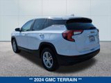 Used 2024 GMC Terrain SLE image 3