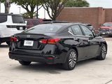 Used 2023 Nissan Altima 2.5 SV image 4
