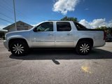 Used 2010 Chevrolet Avalanche LTZ image 4