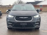 Used 2022 Chrysler Pacifica Touring-L image 2