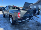 Used 2015 GMC Canyon SLE image 3