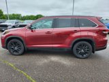 Used 2019 Toyota Highlander SE image 5
