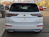 New 2025 Mitsubishi Outlander SE image 3