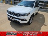 New 2025 Jeep Compass Latitude image 2
