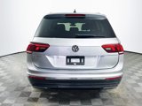 Used 2020 Volkswagen Tiguan SEL image 5