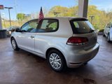 Used 2010 Volkswagen Golf 2-Door image 4