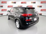 Used 2019 Hyundai Tucson SE image 2