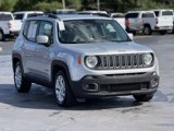 Used 2015 Jeep Renegade Latitude image 3