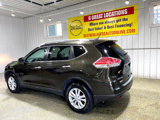 Used 2015 Nissan Rogue SV w/ SV Moonroof Package image 3