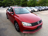 Used 2017 Volkswagen Jetta SE image 2
