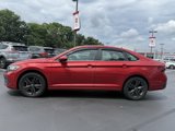 Used 2022 Volkswagen Jetta SE image 3