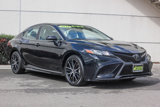Used 2022 Toyota Camry SE image 3