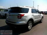 Used 2019 Ford Explorer XLT image 2