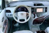Used 2012 Toyota Sienna XLE image 5