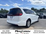 Used 2023 Chrysler Pacifica Touring-L image 5