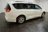 Used 2019 Chrysler Pacifica Touring-L w/ Advanced Safetytec Group image 3