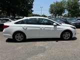 Used 2017 Hyundai Sonata SE image 6